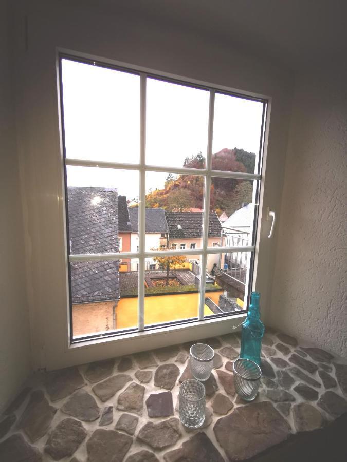 Mooi Ruim Appartement In Antieke Stadsboerderij Schönecken Εξωτερικό φωτογραφία